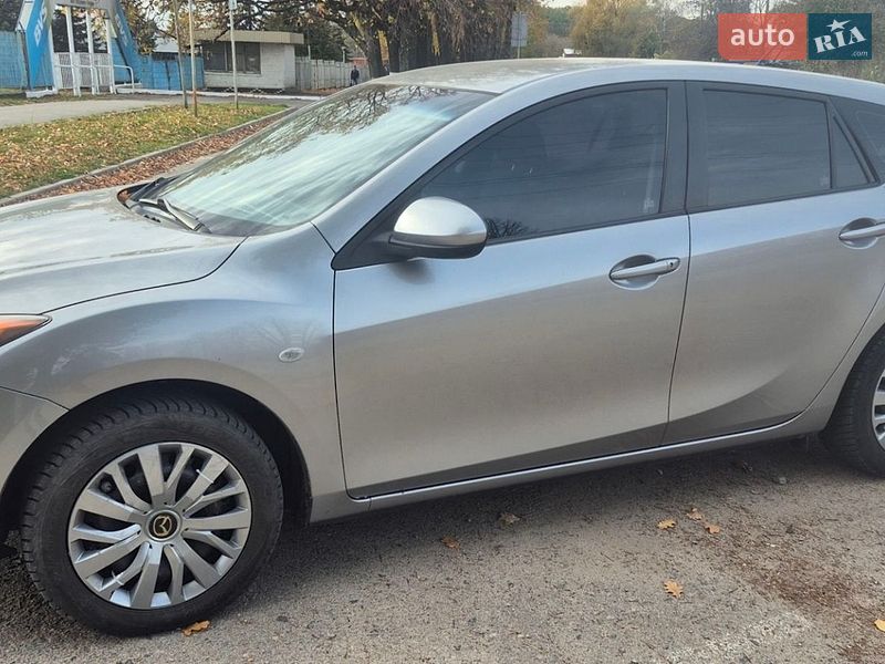Хэтчбек Mazda 3 2009 в Полтаве