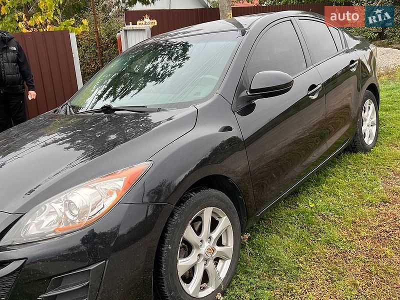 Седан Mazda 3 2010 в Кропивницком