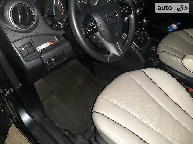 Универсал Mazda 5 2013 в Киеве