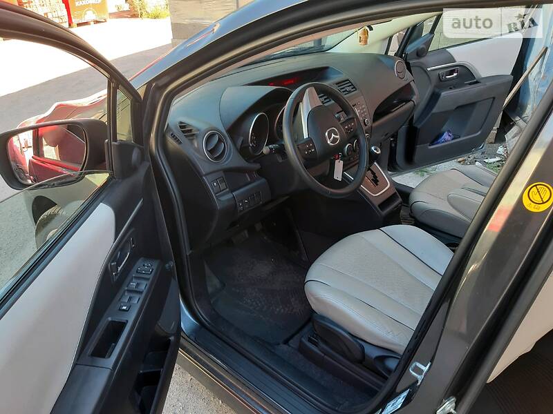 Универсал Mazda 5 2013 в Киеве