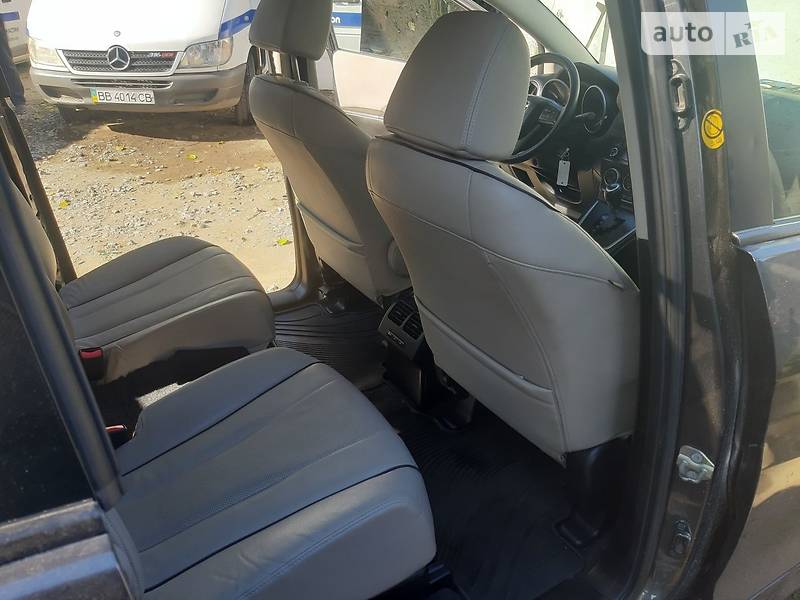 Универсал Mazda 5 2013 в Киеве