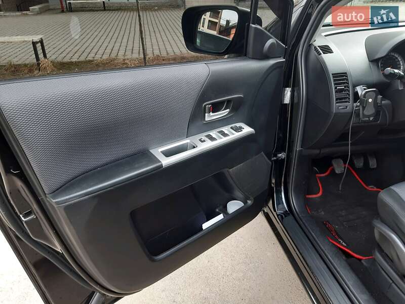 Минивэн Mazda 5 2007 в Ивано-Франковске