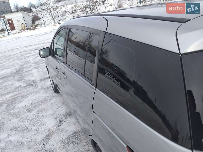 Минивэн Mazda 5 2012 в Ужгороде