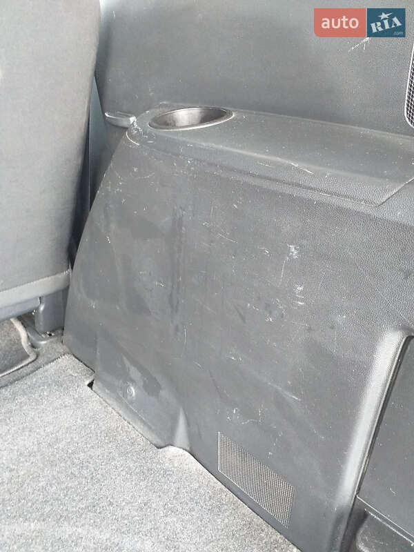 Минивэн Mazda 5 2012 в Ужгороде