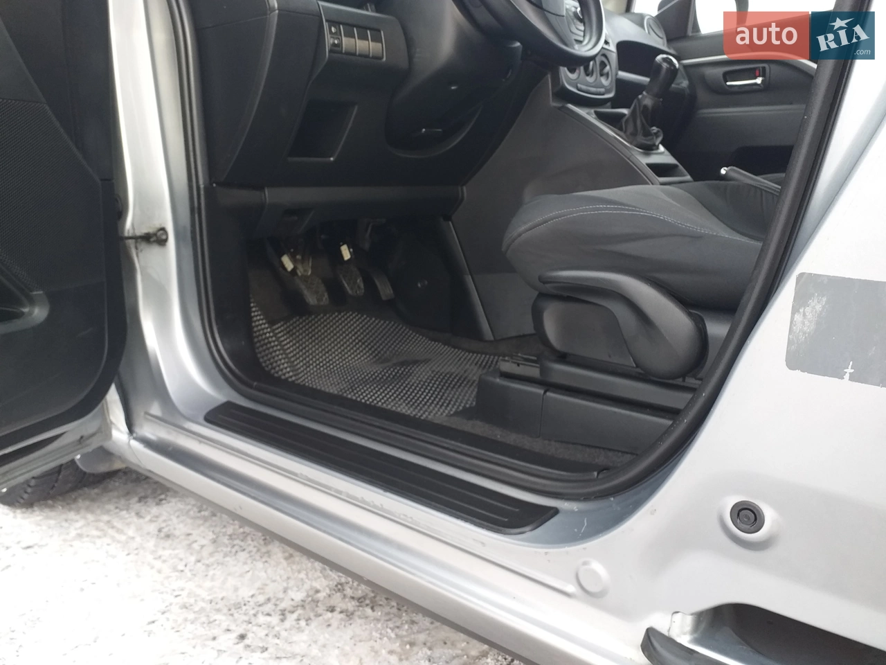 2012 Mazda 5 - мініатюра 38