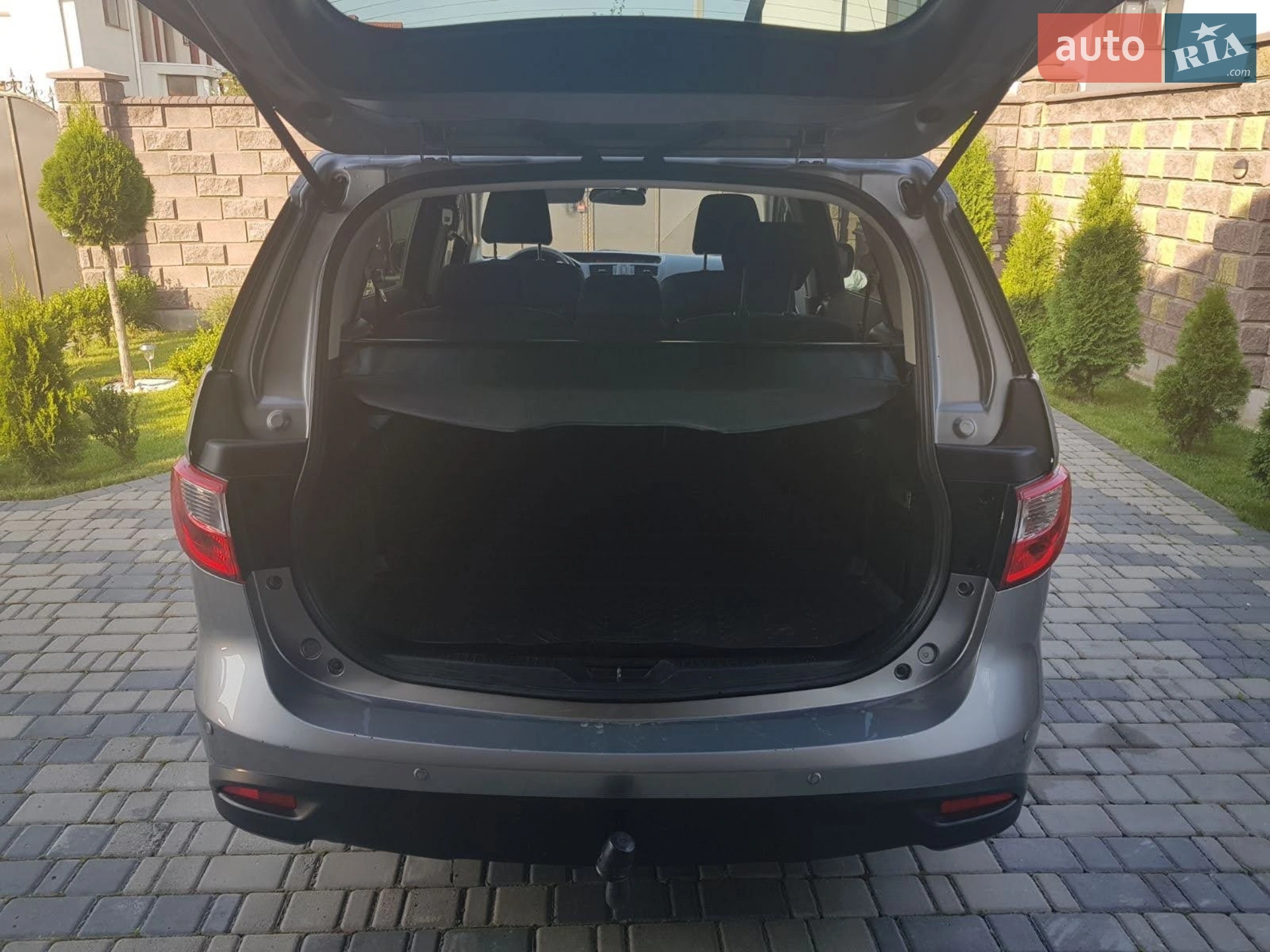2010 Mazda 5 - мініатюра 2