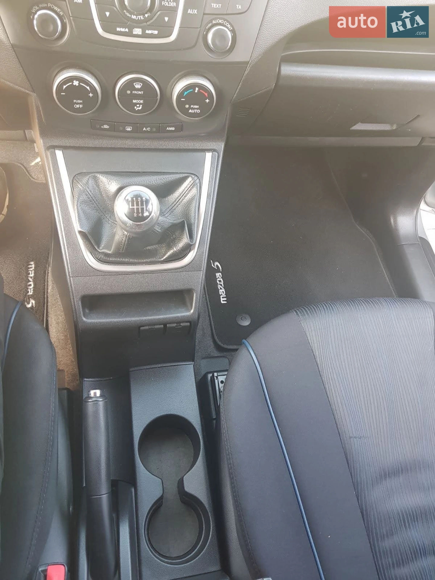 2010 Mazda 5 - мініатюра 16