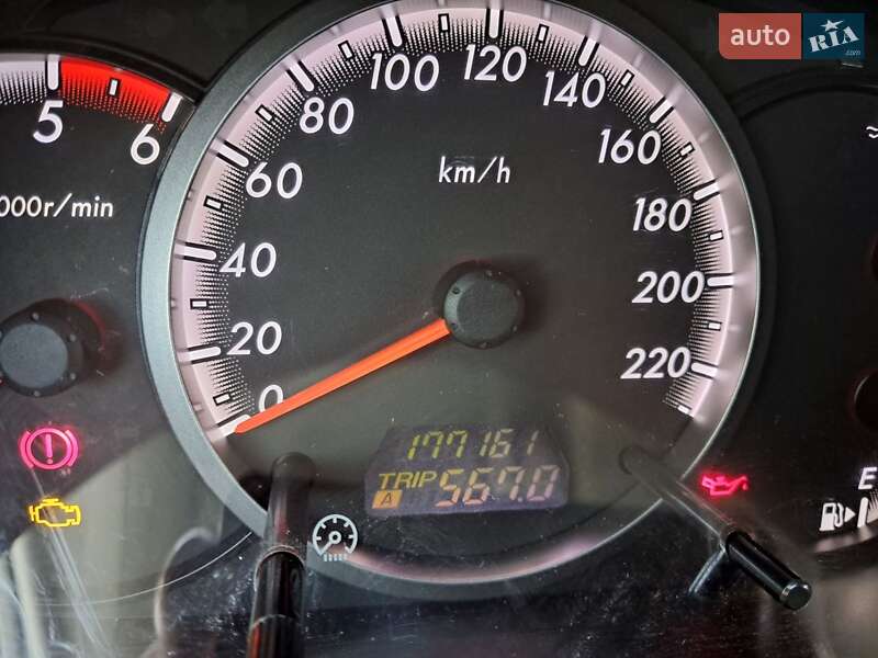 Минивэн Mazda 5 2010 в Луцке