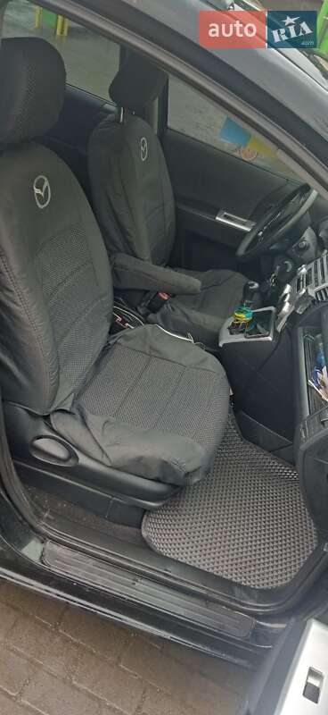 Минивэн Mazda 5 2007 в Ужгороде