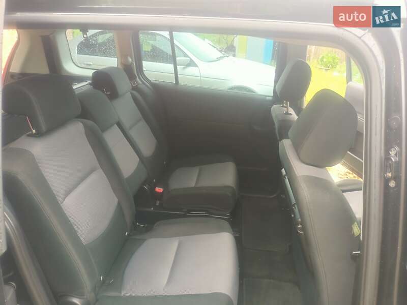 Минивэн Mazda 5 2006 в Львове фото 16 Минивэн Mazda 5 2006 в Львове