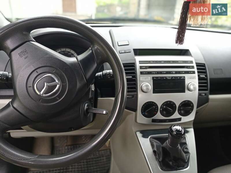 Минивэн Mazda 5 2007 в Ровно