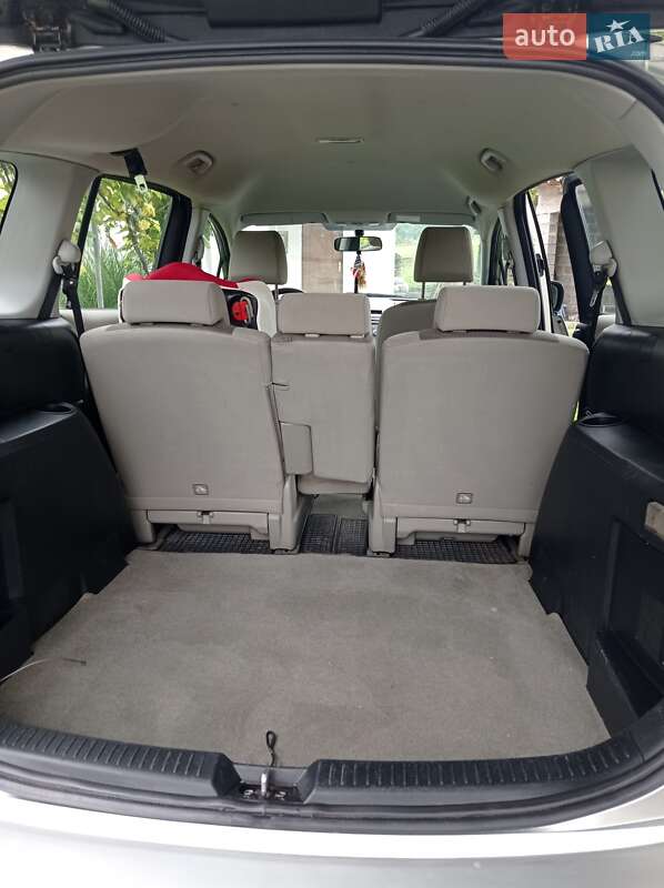 Минивэн Mazda 5 2007 в Ровно