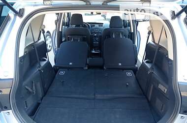 Мінівен Mazda 5 2011 в Чернівцях