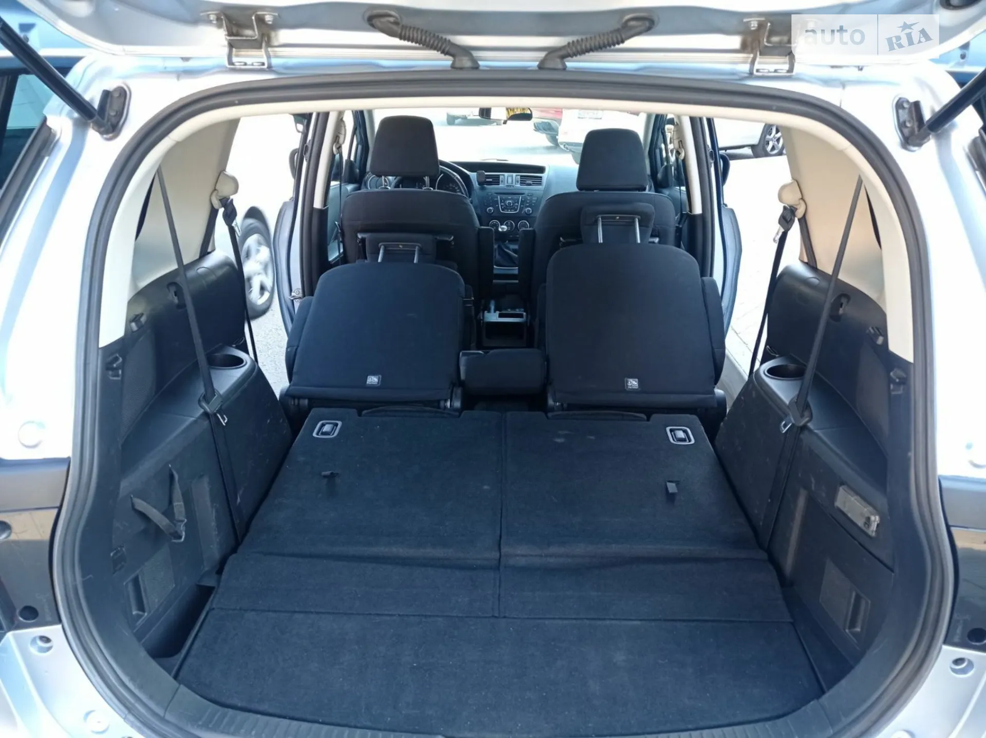 2011 Mazda 5 - мініатюра 14