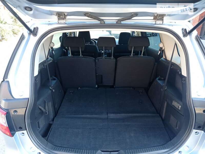 Мінівен Mazda 5 2011 в Чернівцях фото 18 Мінівен Mazda 5 2011 в Чернівцях