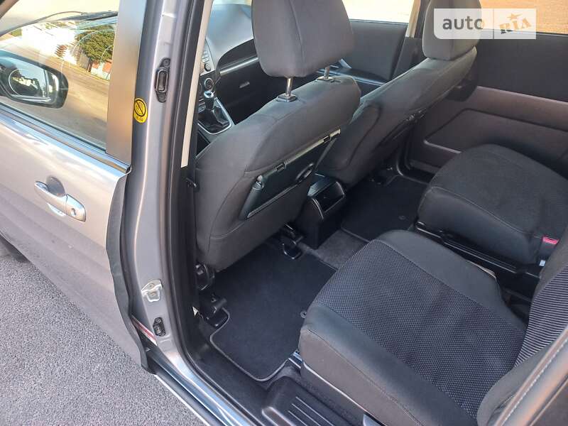 Мінівен Mazda 5 2011 в Рівному
