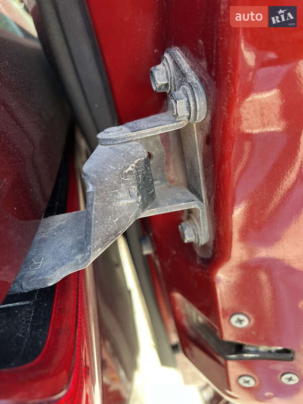 Минивэн Mazda 5 2011 в Днепре