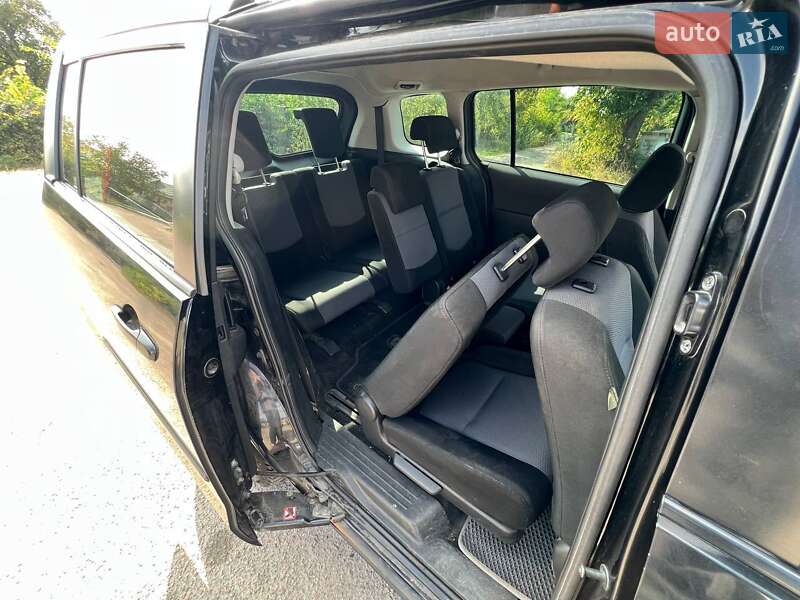 Минивэн Mazda 5 2005 в Каменском фото 8 Минивэн Mazda 5 2005 в Каменском