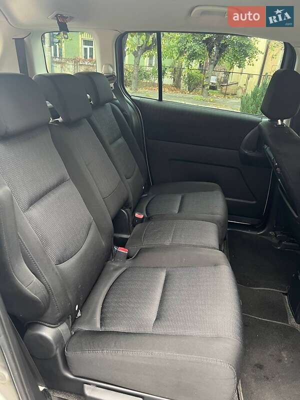 Минивэн Mazda 5 2010 в Черновцах