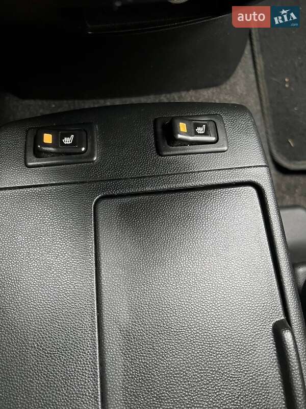 Минивэн Mazda 5 2010 в Черновцах