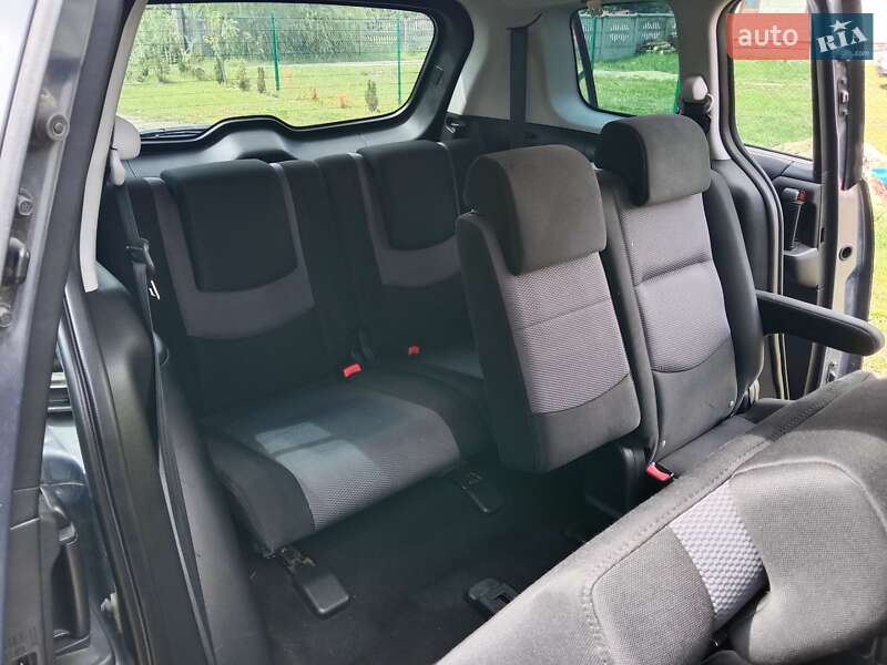 Мінівен Mazda 5 2007 в Рава-Руській