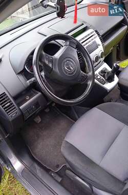 Минивэн Mazda 5 2006 в 