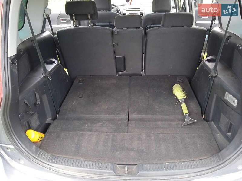 Минивэн Mazda 5 2006 в Самборе