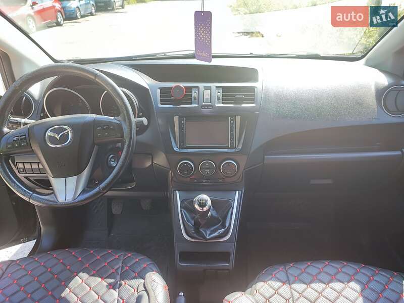 Мінівен Mazda 5 2011 в Житомирі