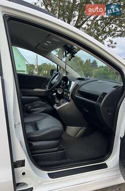 Минивэн Mazda 5 2009 в 
