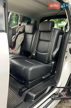 Минивэн Mazda 5 2009 в 