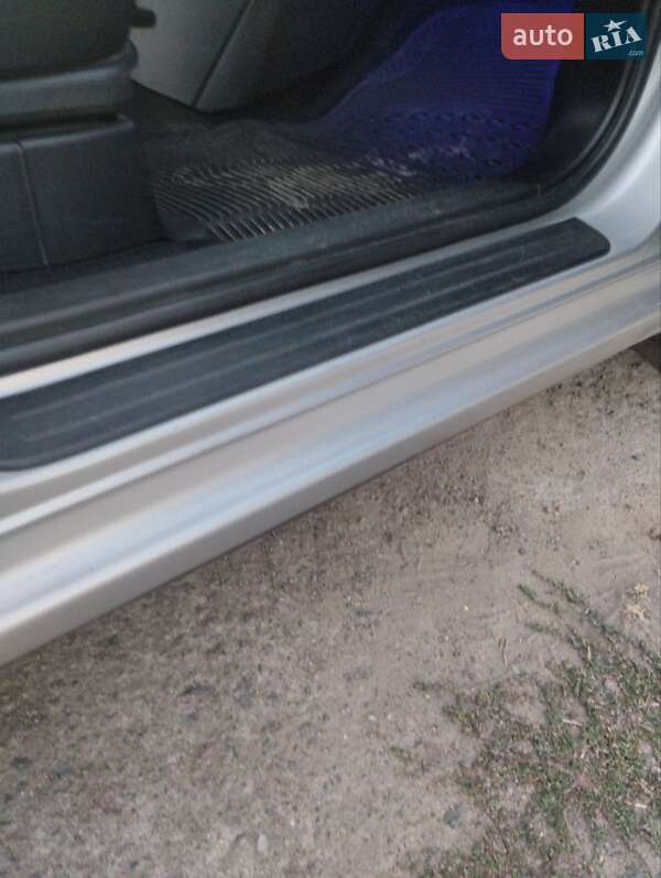 Минивэн Mazda 5 2005 в Вознесенске