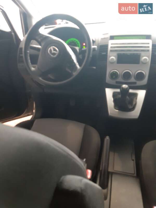 Мінівен Mazda 5 2006 в Вараші фото 4 Мінівен Mazda 5 2006 в Вараші