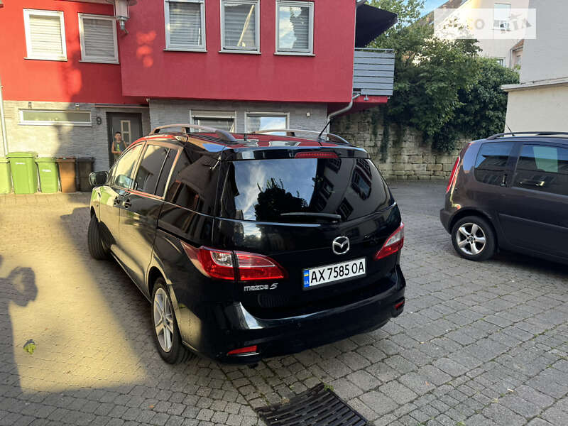 Mazda 5 2011