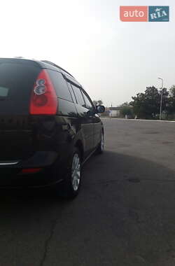 Минивэн Mazda 5 2007 в Новой Одессе