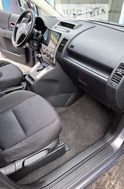 Минивэн Mazda 5 2010 в 