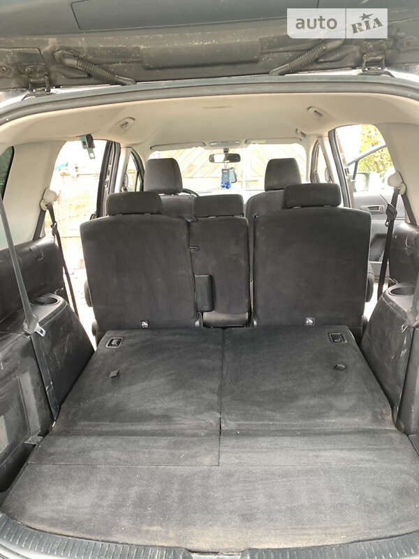 Минивэн Mazda 5 2006 в Рожище