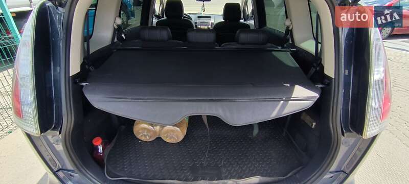 Мінівен Mazda 5 2009 в Стрию