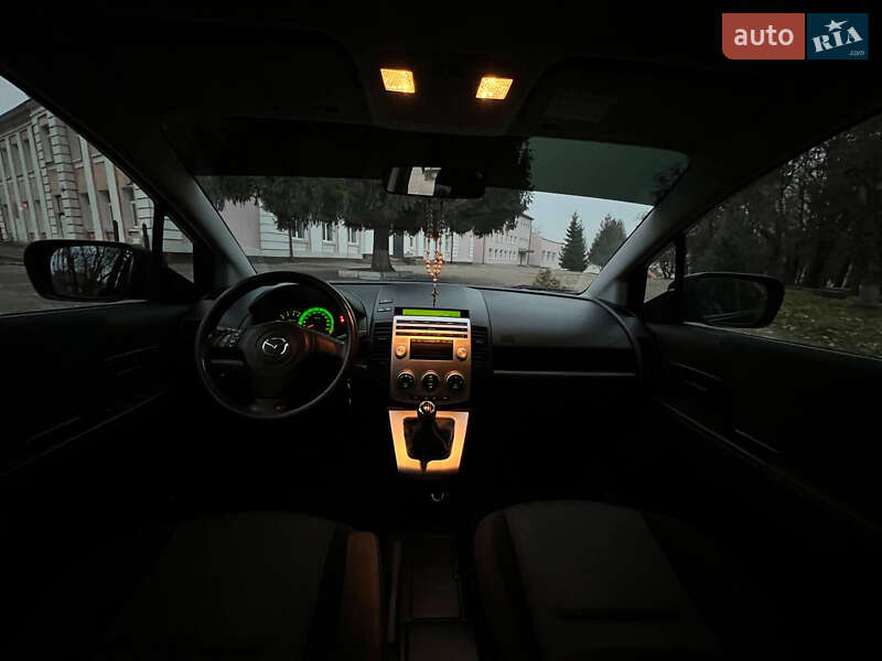 Минивэн Mazda 5 2006 в Николаеве