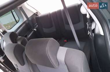 Мінівен Mazda 5 2005 в Чернігові