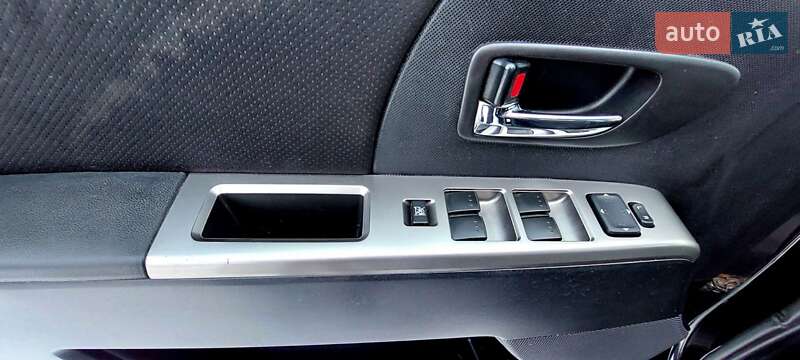 Минивэн Mazda 5 2008 в Ивано-Франковске фото 4 Минивэн Mazda 5 2008 в Ивано-Франковске