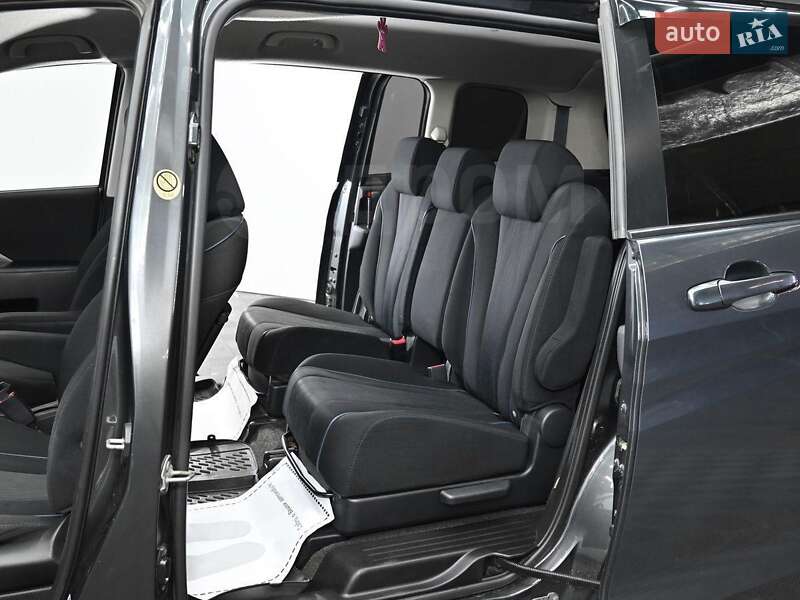 Минивэн Mazda 5 2014 в Киеве