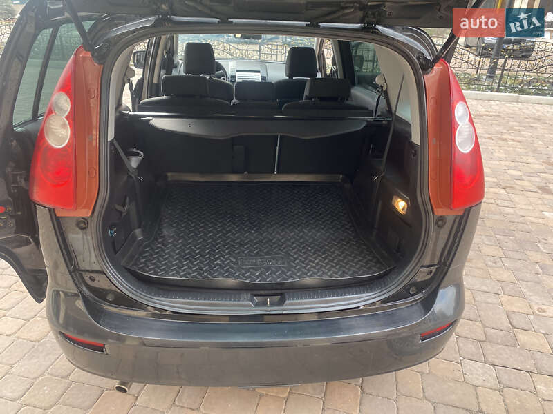 Минивэн Mazda 5 2007 в Софиевской Борщаговке