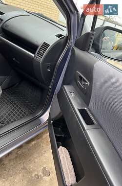 Минивэн Mazda 5 2007 в 