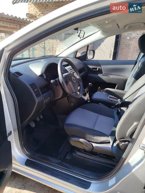 Mazda 5 2006