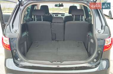 Минивэн Mazda 5 2012 в 