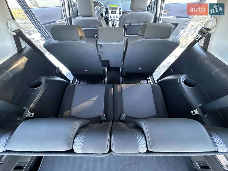 Минивэн Mazda 5 2007 в Дрогобыче