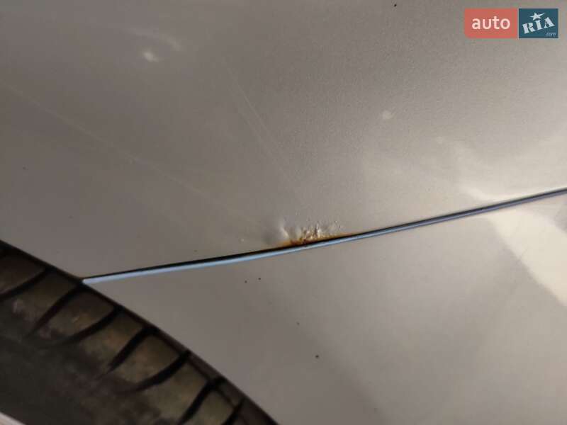 Минивэн Mazda 5 2006 в Киеве