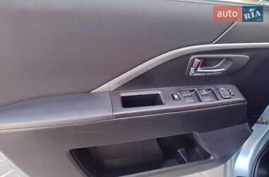 Минивэн Mazda 5 2010 в 