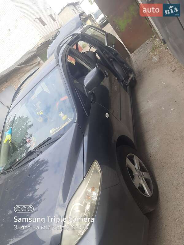 Mazda 5 2005