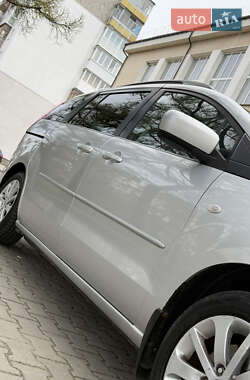 Минивэн Mazda 5 2006 в 